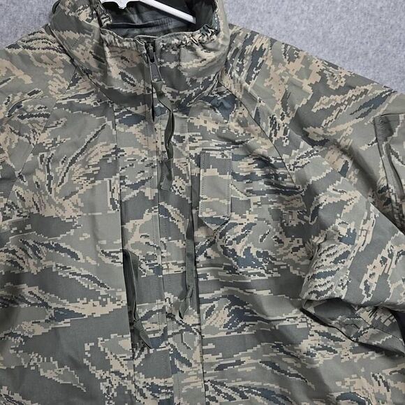Military All-Purpose Environmental Camouflage SPM1C1-09-D-0035 Medium regular go - Picture 1 of 16